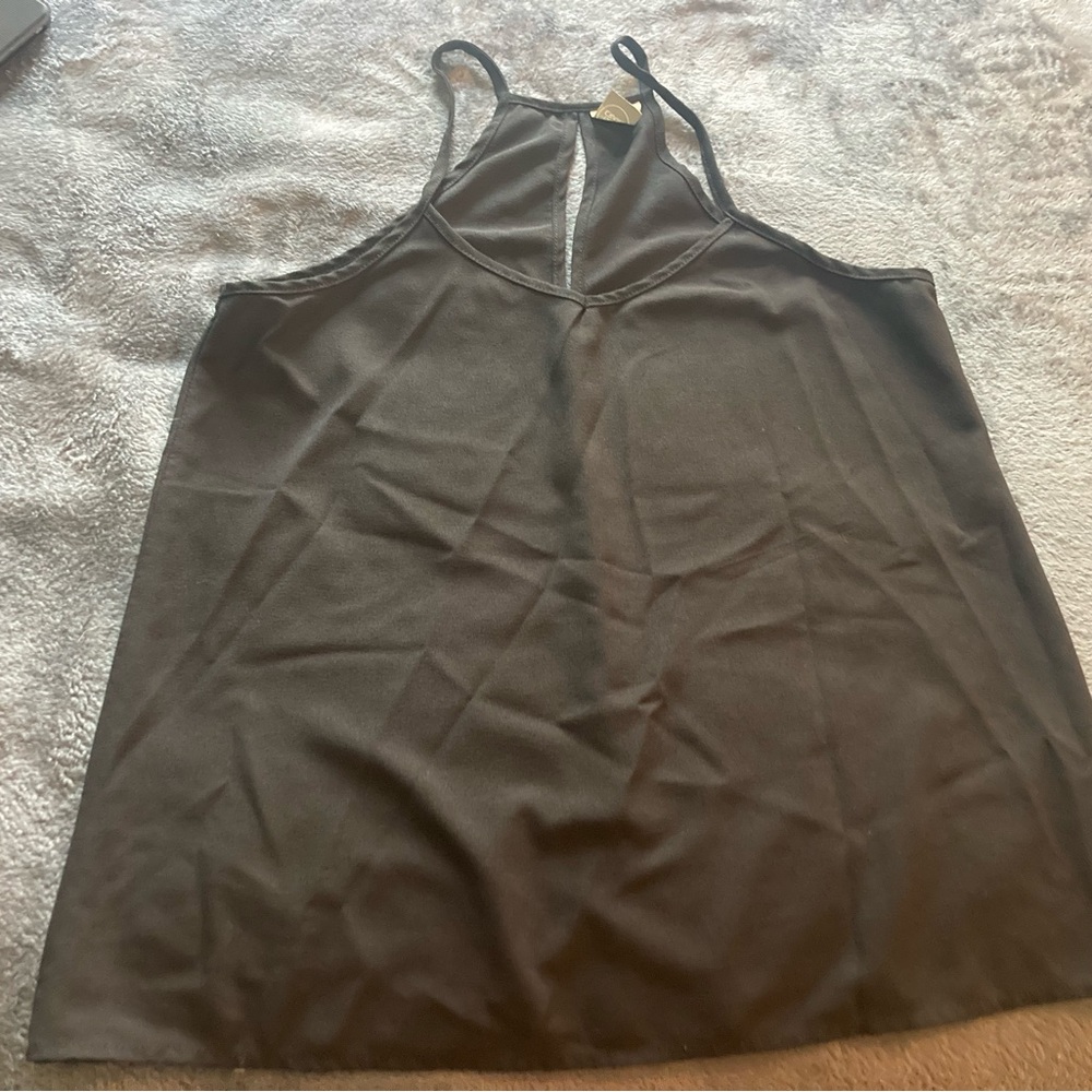 Versatile top
